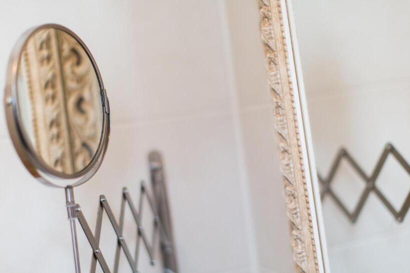 בית מלון כפרי 1920 Maison Et Musique