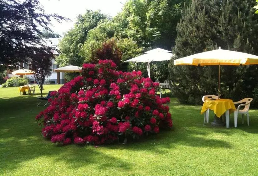 Hotelli Albergo Milano