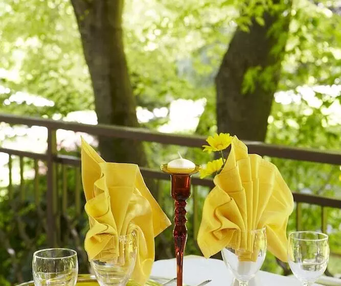 Hotelli Albergo Milano