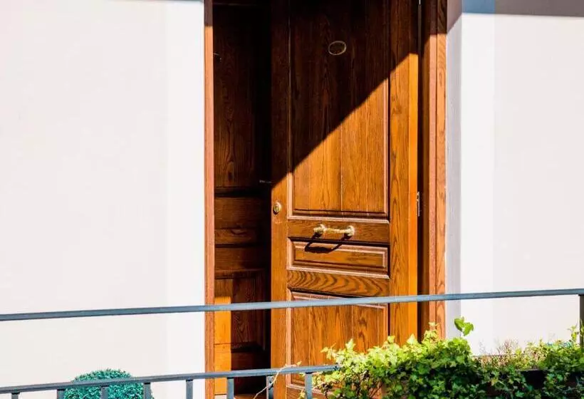 Hotelli Albergo Ristorante Il Ciclope