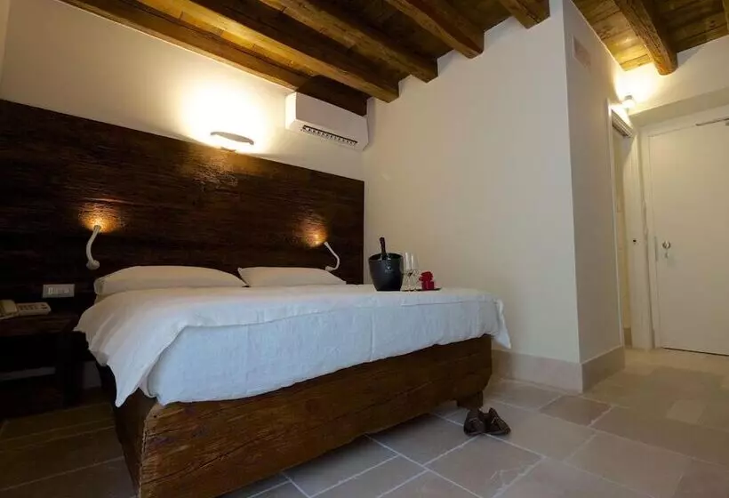 ホテル Antica Abbazia