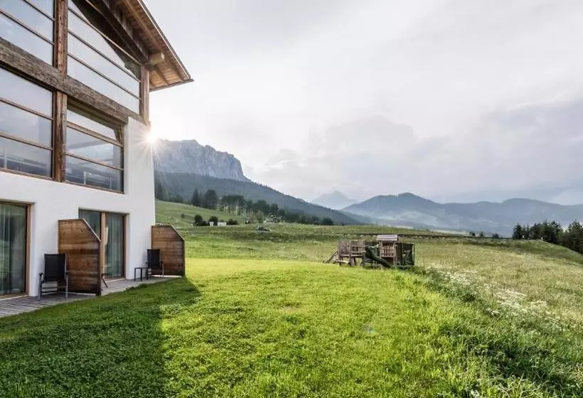 ホテル Miraval Natur