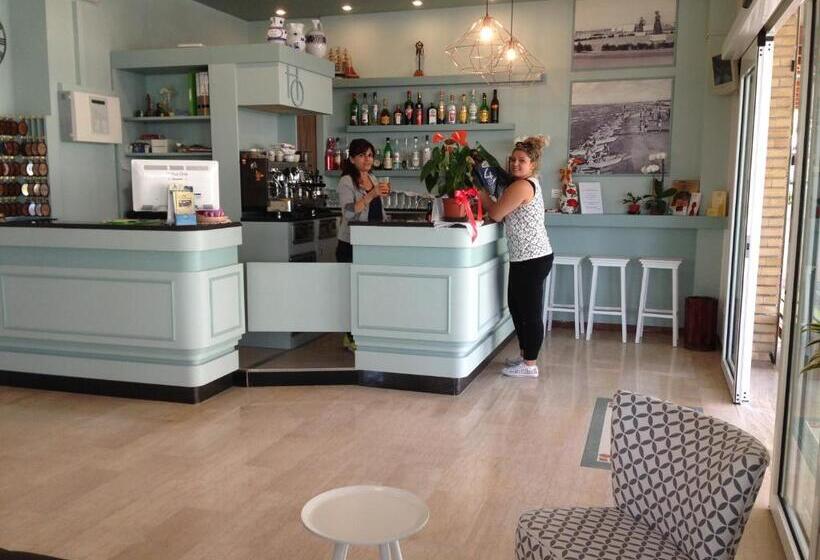 ホテル Ondina E Milazzo