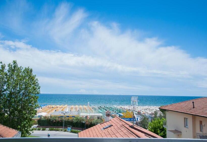 ホテル Ondina E Milazzo