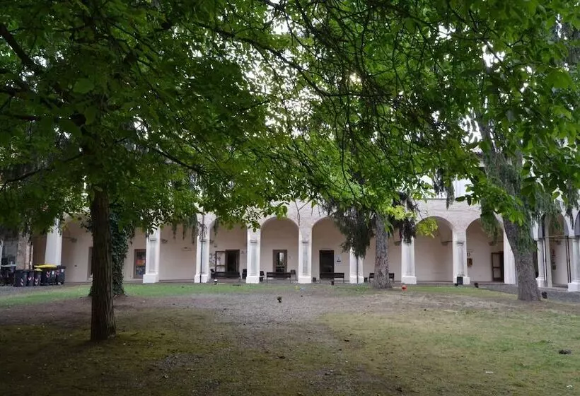 Il Chiostro Hostel And