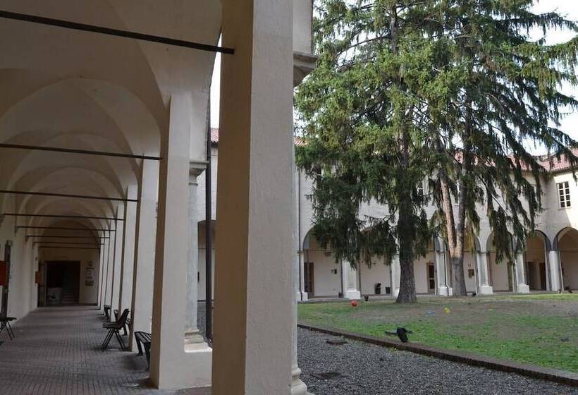 Il Chiostro Hostel And