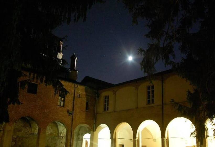 Il Chiostro Hostel And