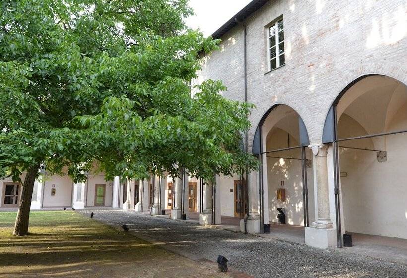 Il Chiostro Hostel And