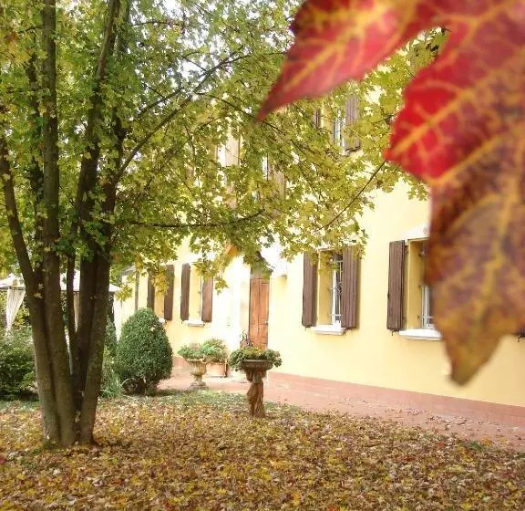 La Corte Del Cavaliere Bed & Breakfast