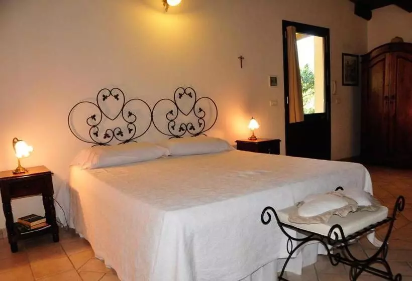 Alba Bed & Breakfast