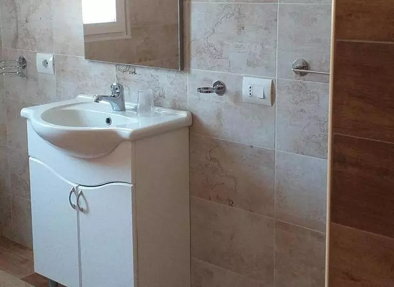 تختخواب و صبحانه Il Vecchio Ginepro
