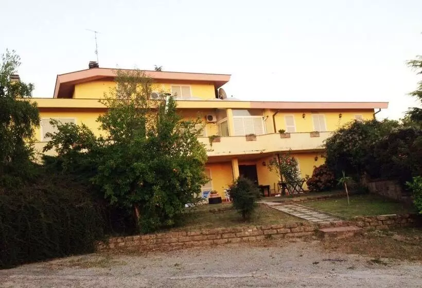 Aamiaismajoitus (B&B) Pit Stop