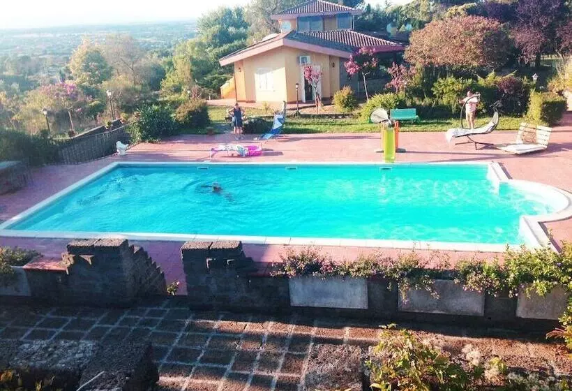 Aamiaismajoitus (B&B) Pit Stop