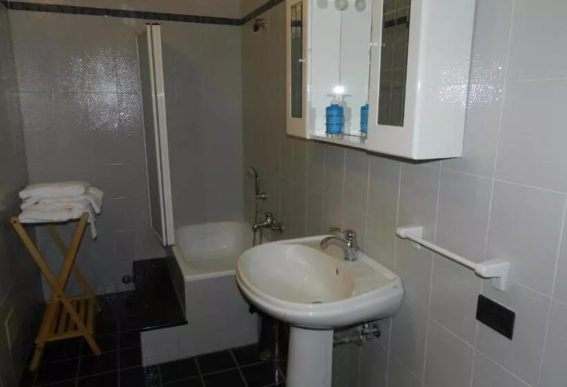 Aamiaismajoitus (B&B) Pit Stop