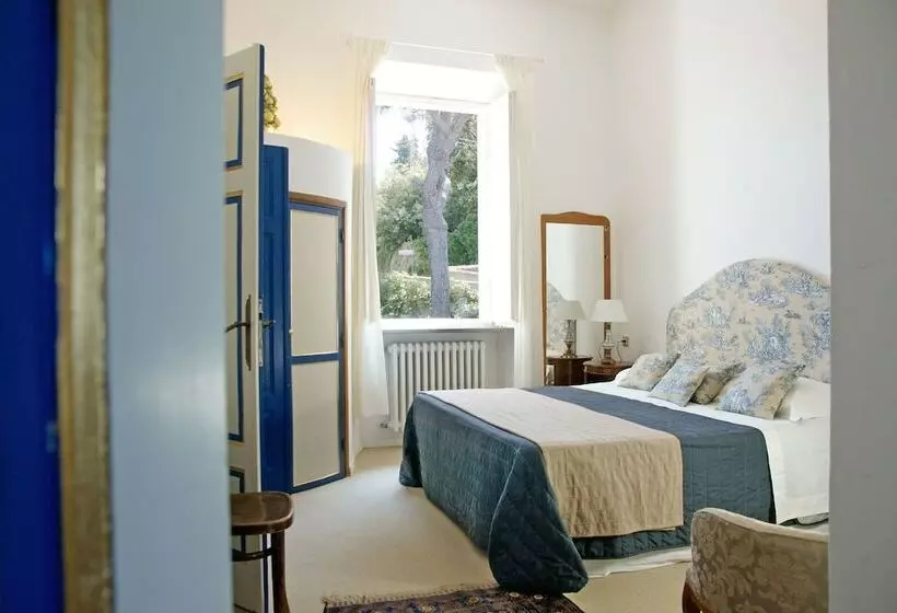 تختخواب و صبحانه Villa Cassuto Maison De Charme