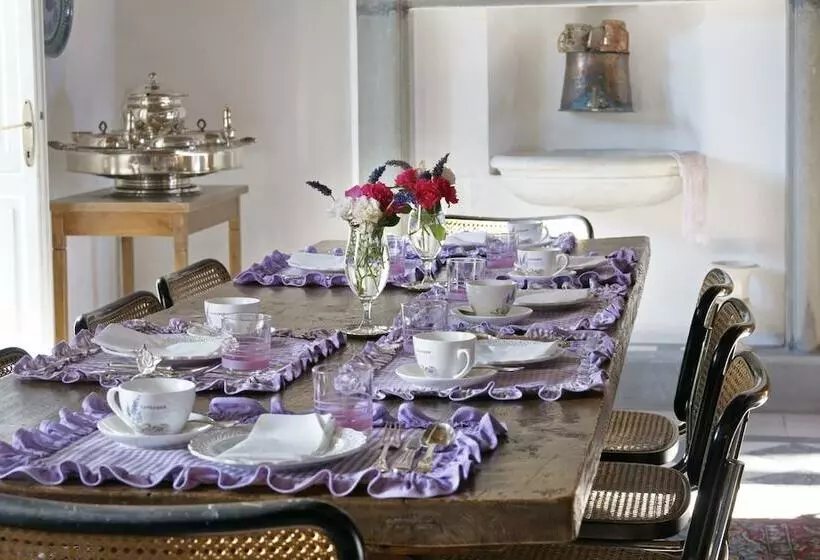 تختخواب و صبحانه Villa Cassuto Maison De Charme