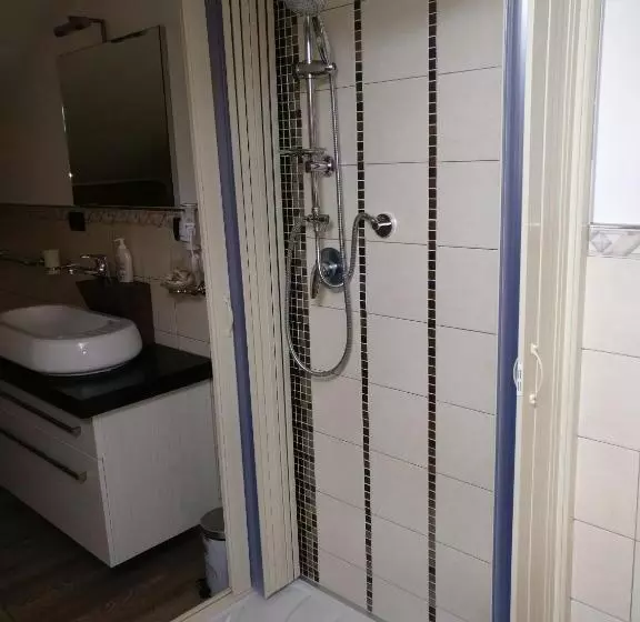 Caicai Bed And Breakfast