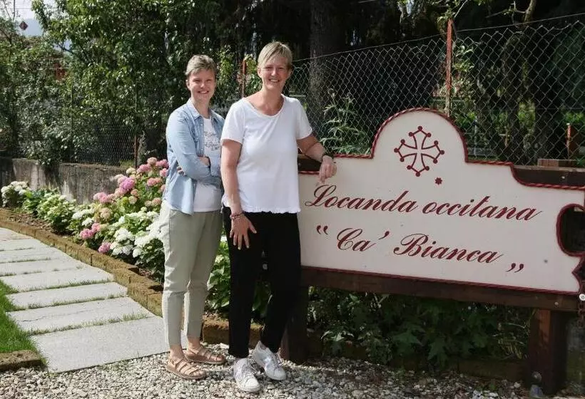 ホテル Locanda Occitana Cà Bianca