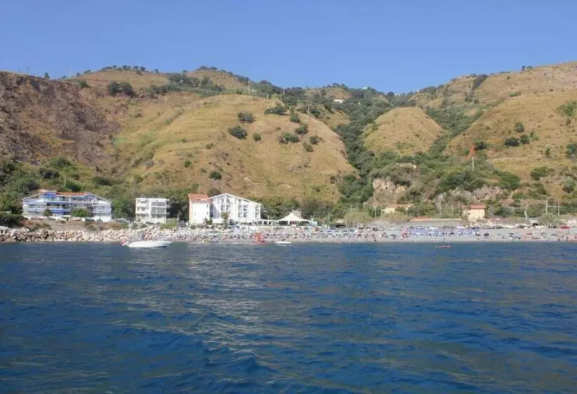هتل Mareblu