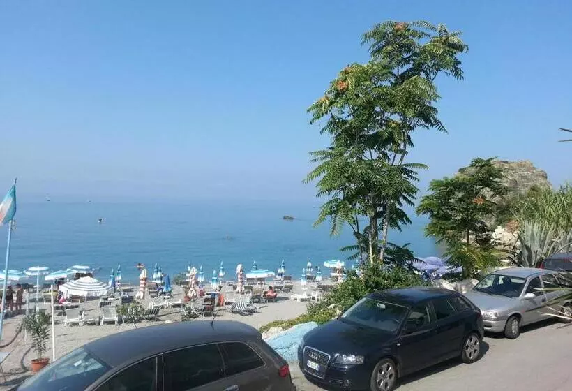 هتل Mareblu