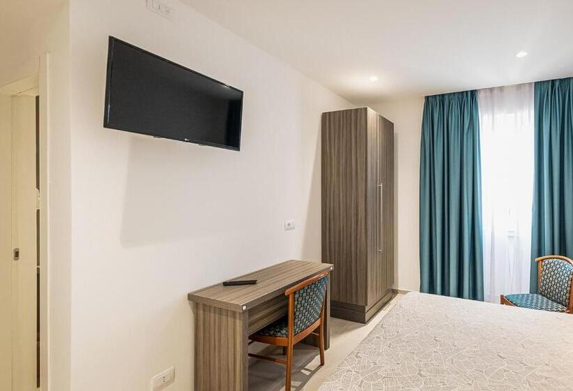 Отель Nuova Grottella