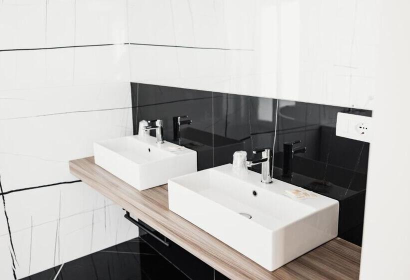 Отель Nuova Grottella