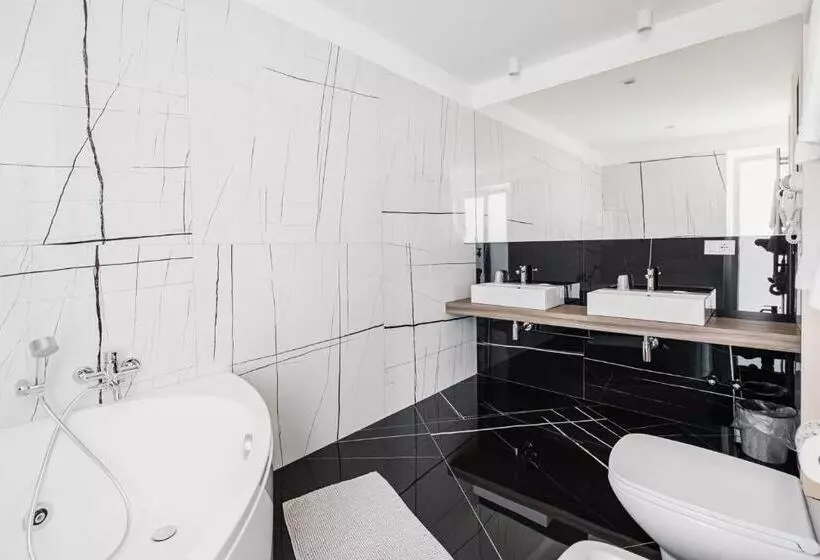 ホテル Nuova Grottella