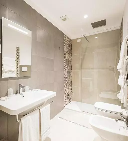 ホテル Nuova Grottella