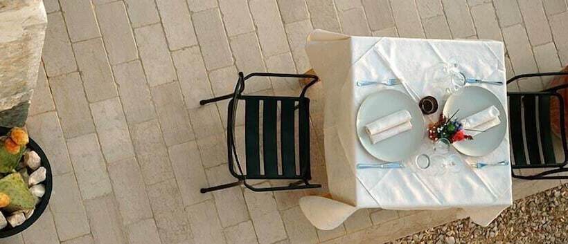 هتل The Olive Inn