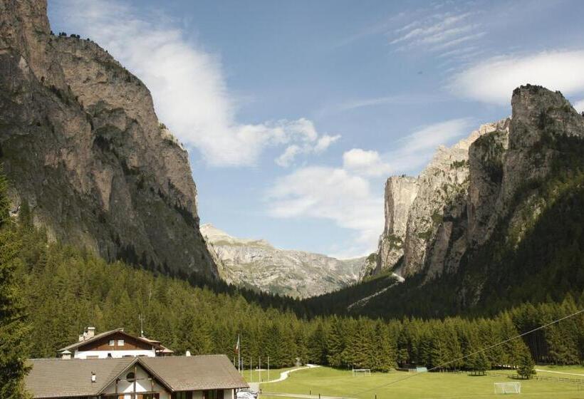 בית מלון כפרי Val