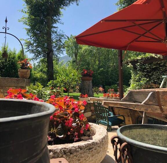 مبيت وإفطار Aiceltis