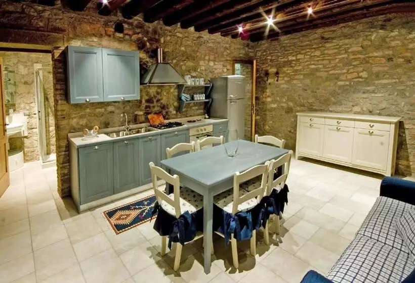 Aamiaismajoitus (B&B) Aiceltis