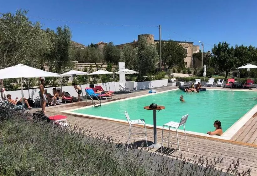 تختخواب و صبحانه Barone Gambadoro