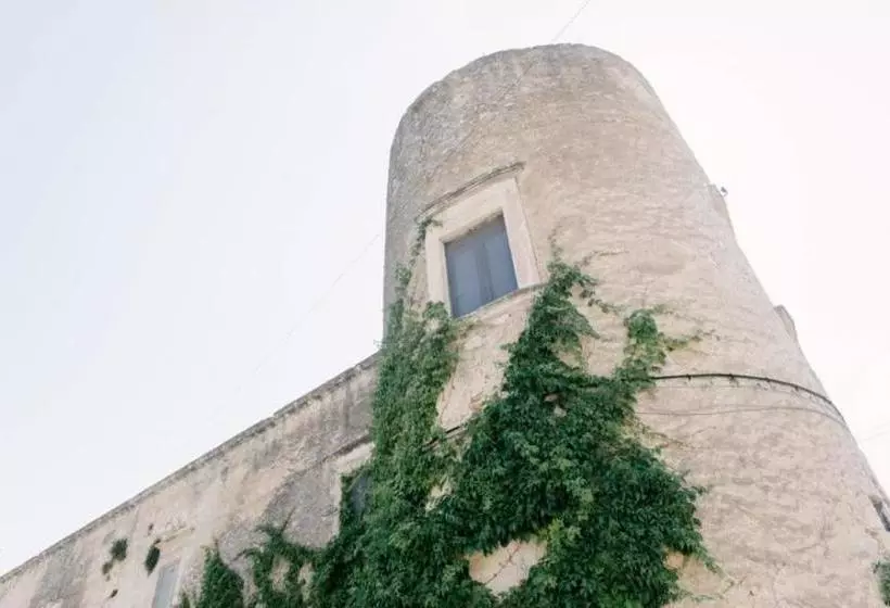 تختخواب و صبحانه Barone Gambadoro