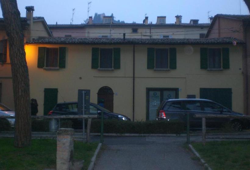 ベッドアンドブレックファースト Casadelia