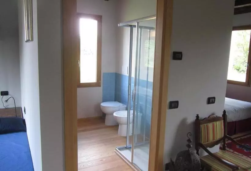 ベッドアンドブレックファースト Fara1911