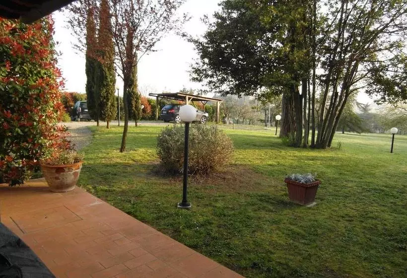 Aamiaismajoitus (B&B) I Poggiolo Di San Miniato