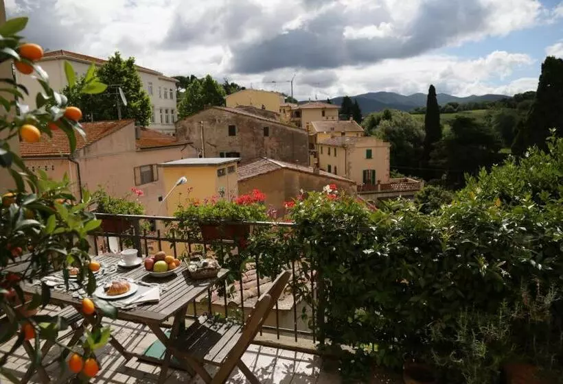 Aamiaismajoitus (B&B) La Casa Nel Borgo