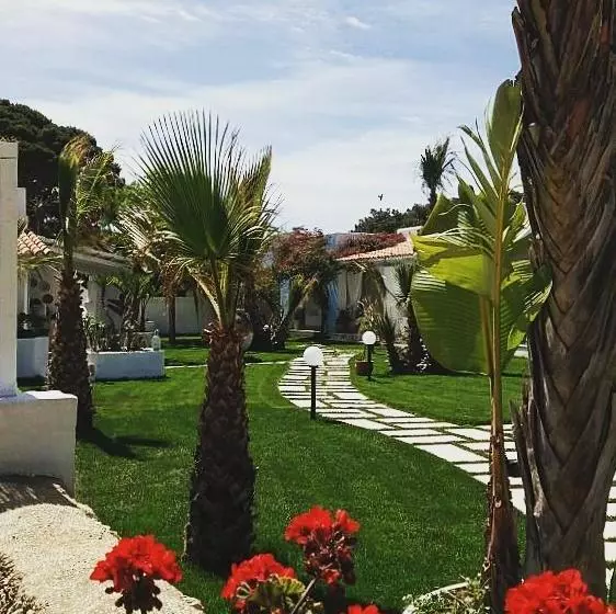 Hotelli Albergo Isola Mia