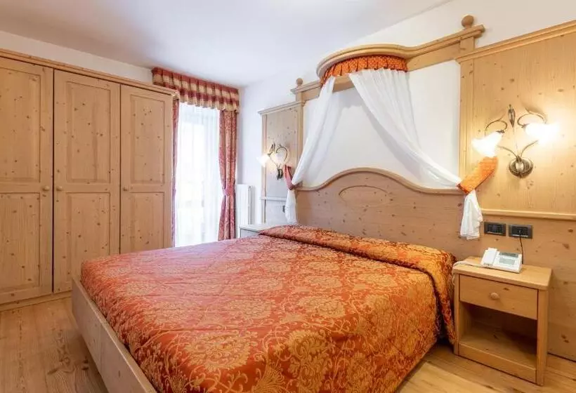 Hotelli Chalet Piereni