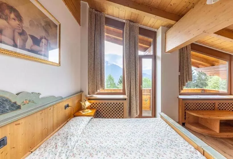 Hotelli Chalet Piereni