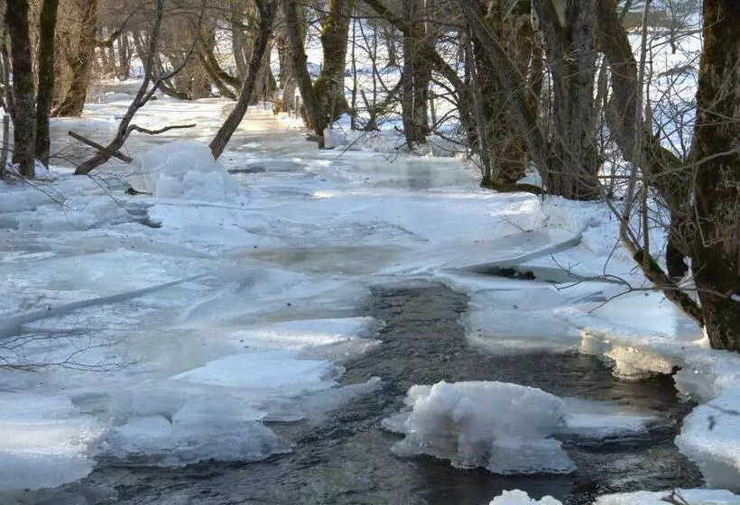 ホテル Hôtel Auberge Du Combaïre