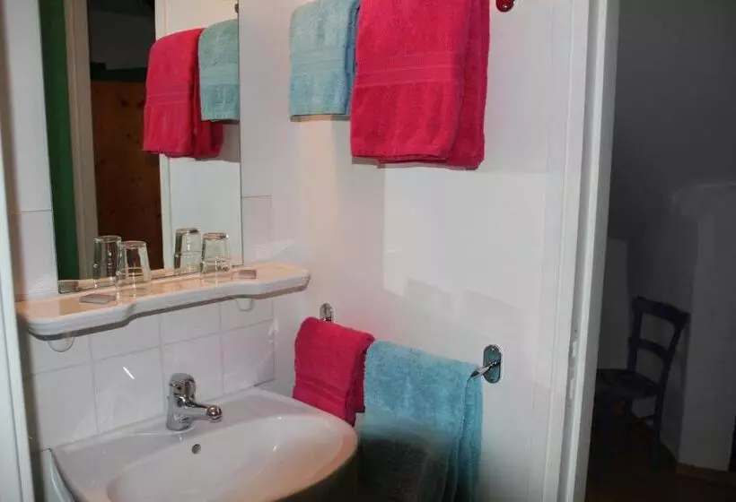 ホテル Hôtel Auberge Du Combaïre