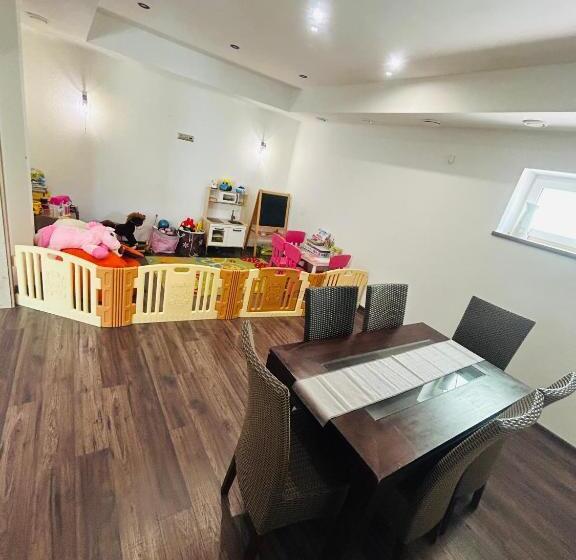 فندق Penzion Benedikti