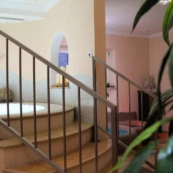 リゾートホテル Villa Anina