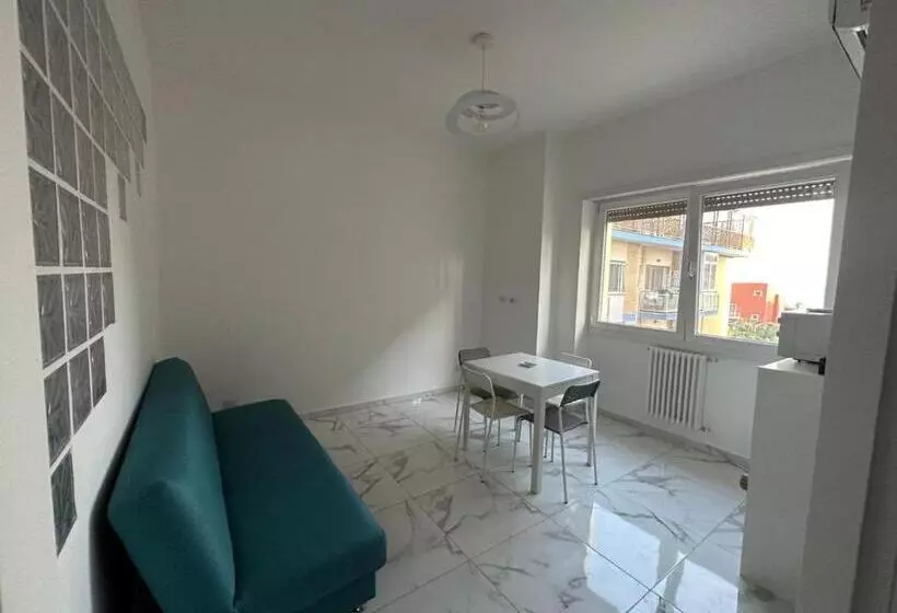 Al Porto Di Roma B&b