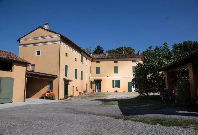 B&b Stradivari