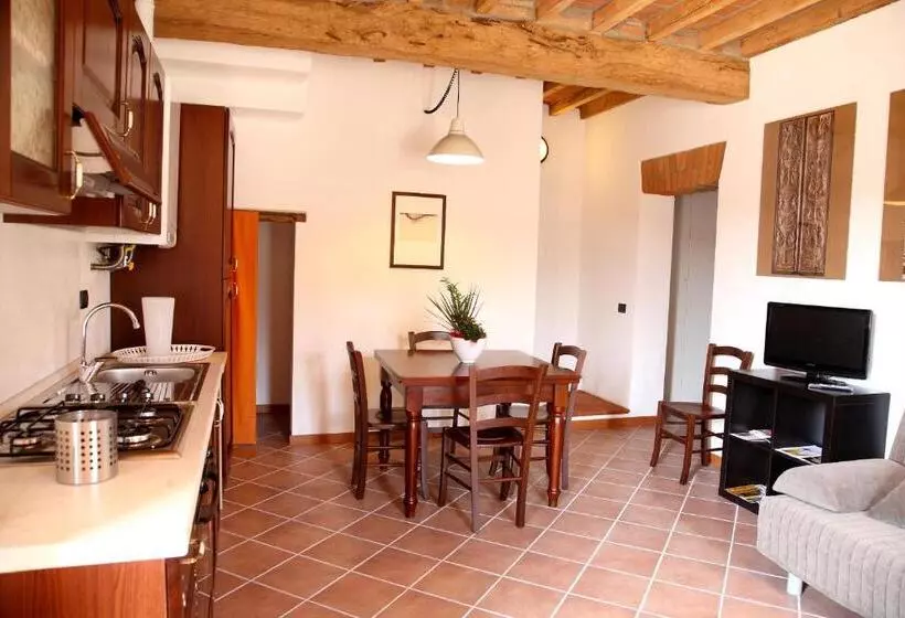 B&b Stradivari