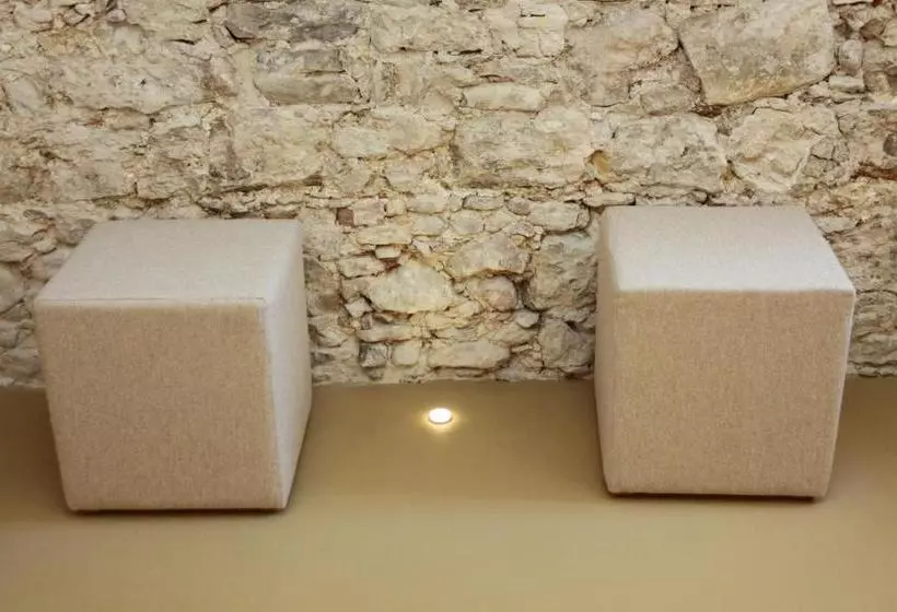 ベッドアンドブレックファースト Al Postale 17