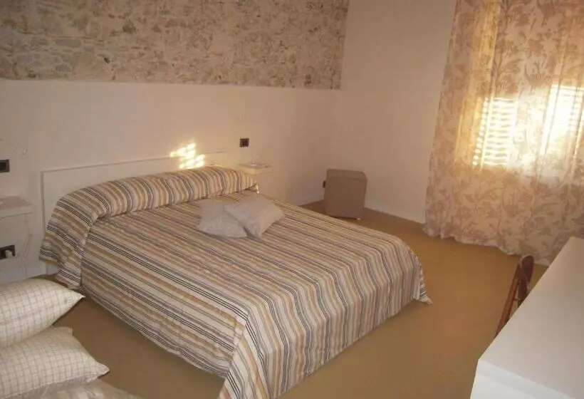 ベッドアンドブレックファースト Al Postale 17